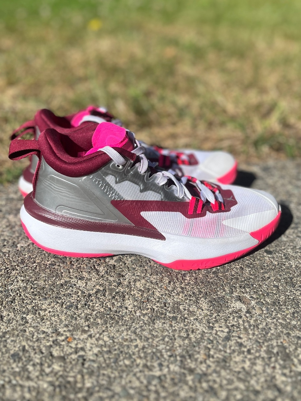 Jordan Zion 1 GS Marion Basketball Shoes Sneakers Sized 6Y 7.5 Womens - Picture 3 of 9
